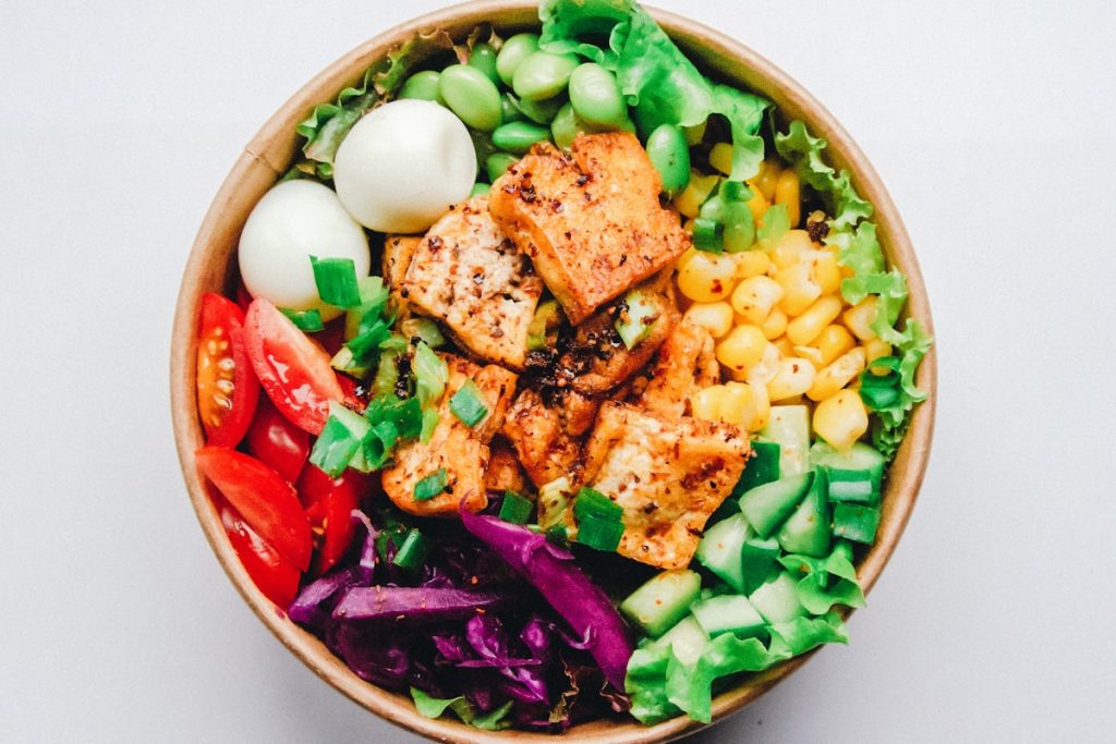 mango and shrimp salad